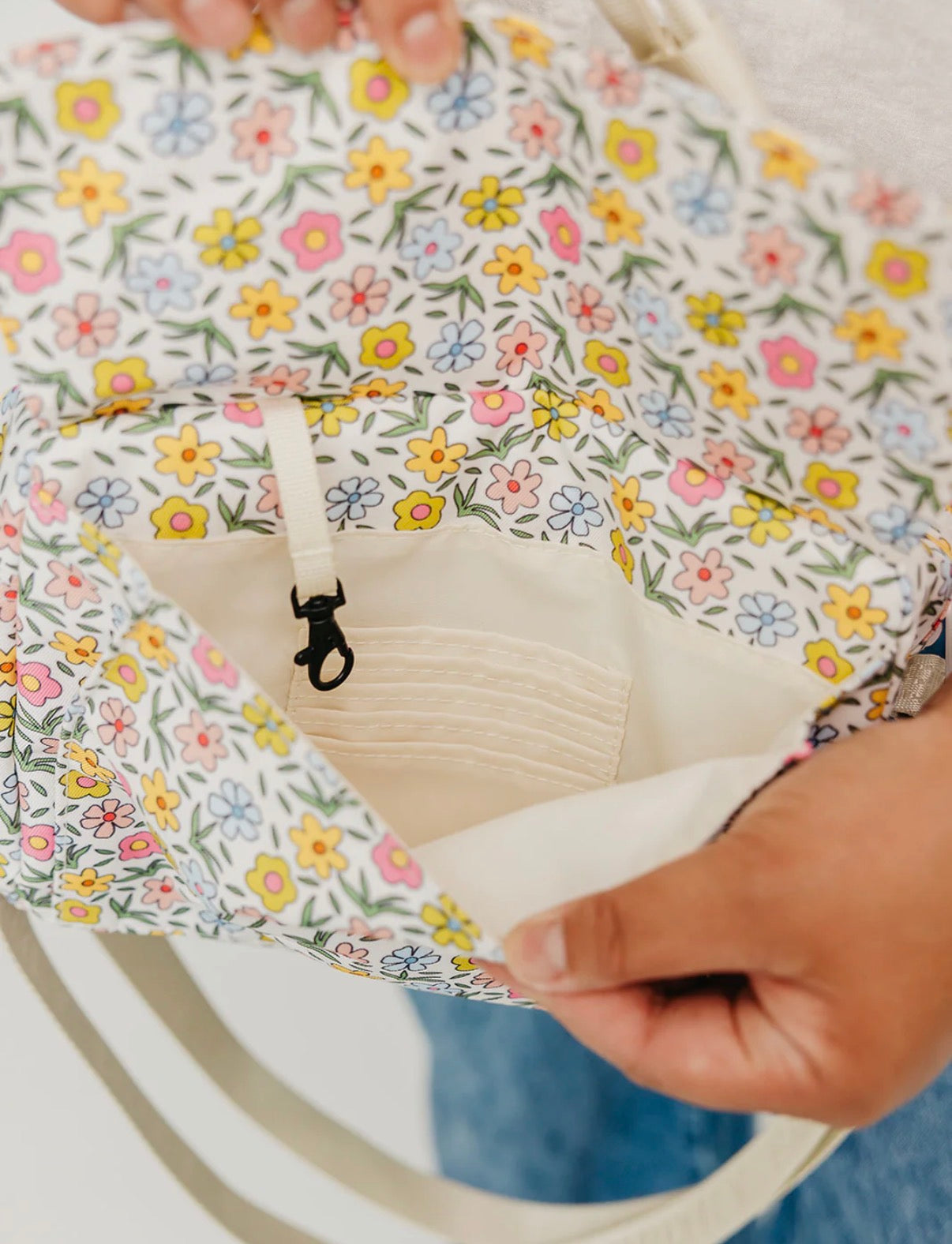 Petal Pursuit Lunch Box