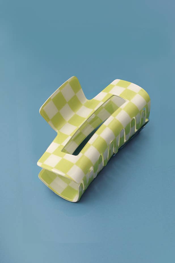 RESIN CHECKER HAIR CLAW CLIPS